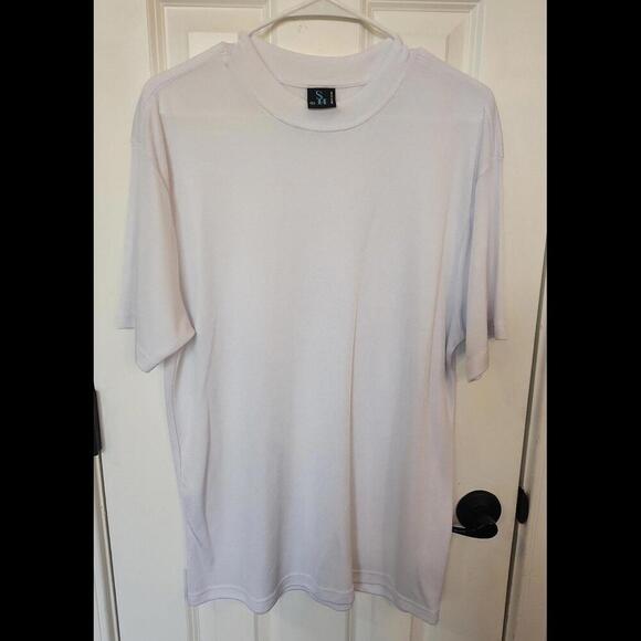 Shirt‎ - Picture 1 of 3